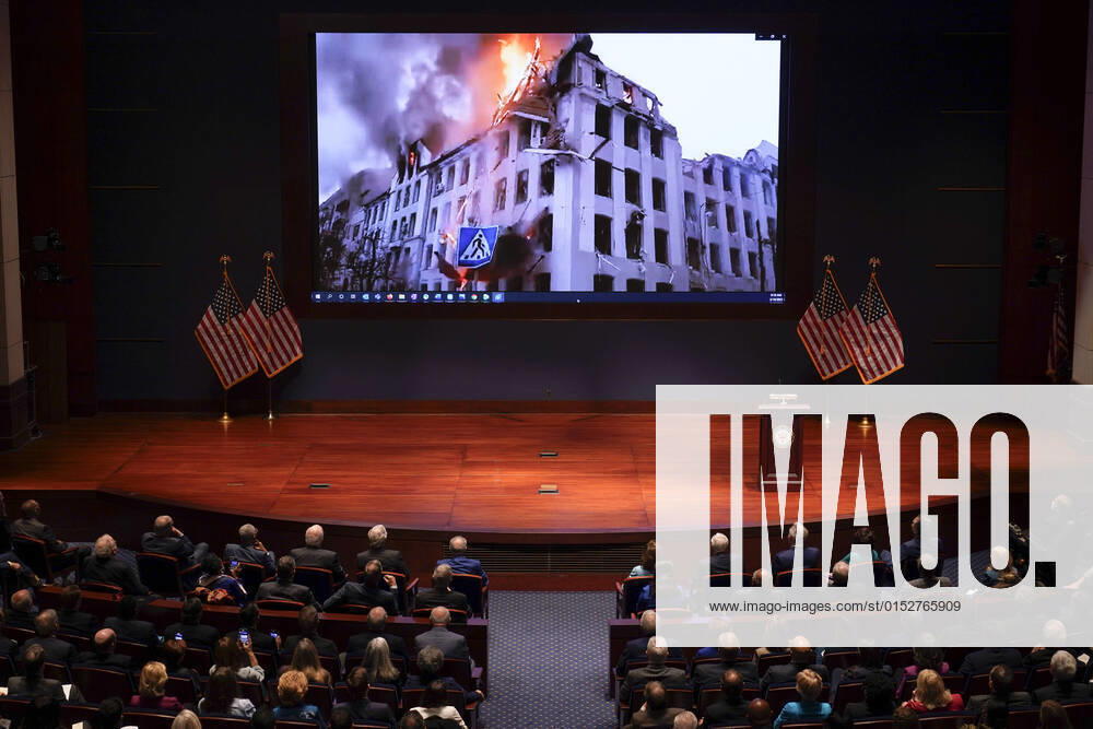 KW11 Footage of the war in Ukraine is displayed as Ukrainian President Volodymyr Zelenskyy speaks to the U.S. Congress by video to plead for support as his country is besieged by Russian forces, at the Capitol in Washington, DC on Wednesday, March 16, 2022. Pool photo by J. Scott Applewhite WAX20220316203 J.Applewhite