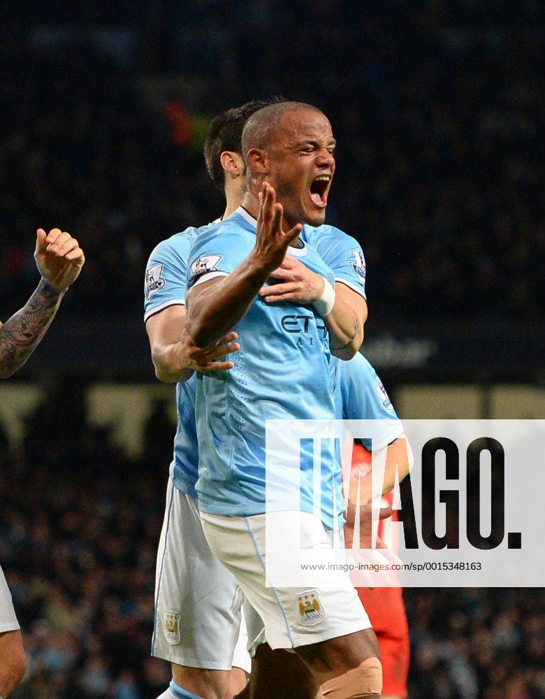 Vincent Kompany of Manchester City celebrates the equalising goal - Barclays Premier League - Manchester City vs Liverpool - Etihad Stadium - Manchester - England - 26th December 2013 - Picture Simon Bellis Sportimage .