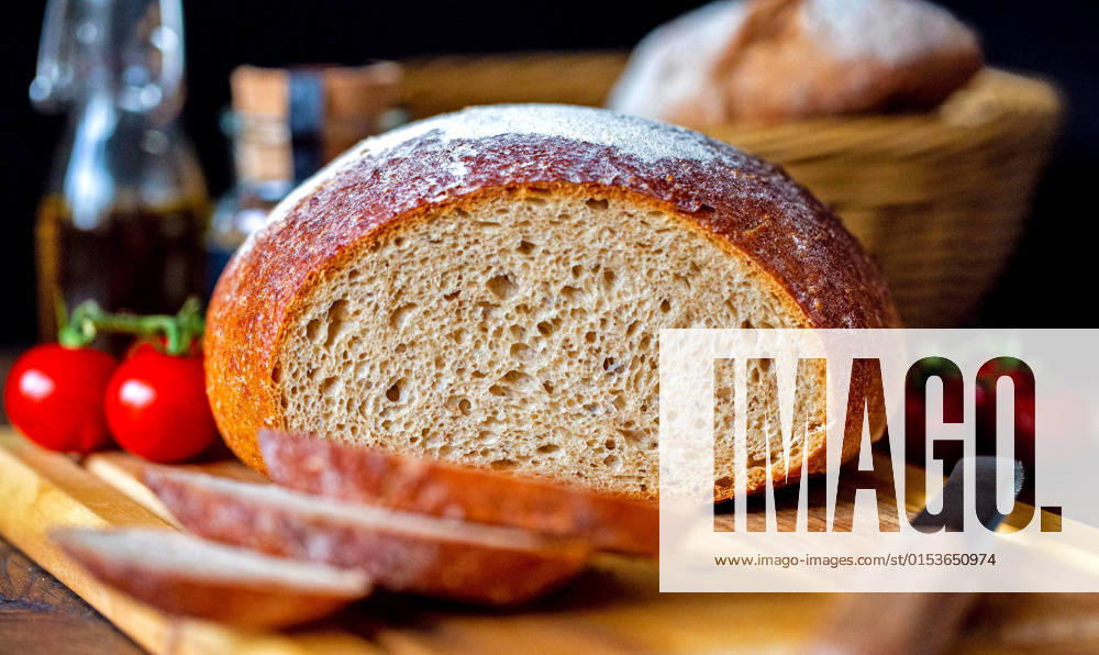 Brot und Bäckereierzeugnisse wird durch den Ukraine-Krieg bald teurer werden, aufgrund fehlender Weizen-Ernte in der Ukriane 27.03.2022, Brot wird teurer 27.03.2022, Brot wird teurer
