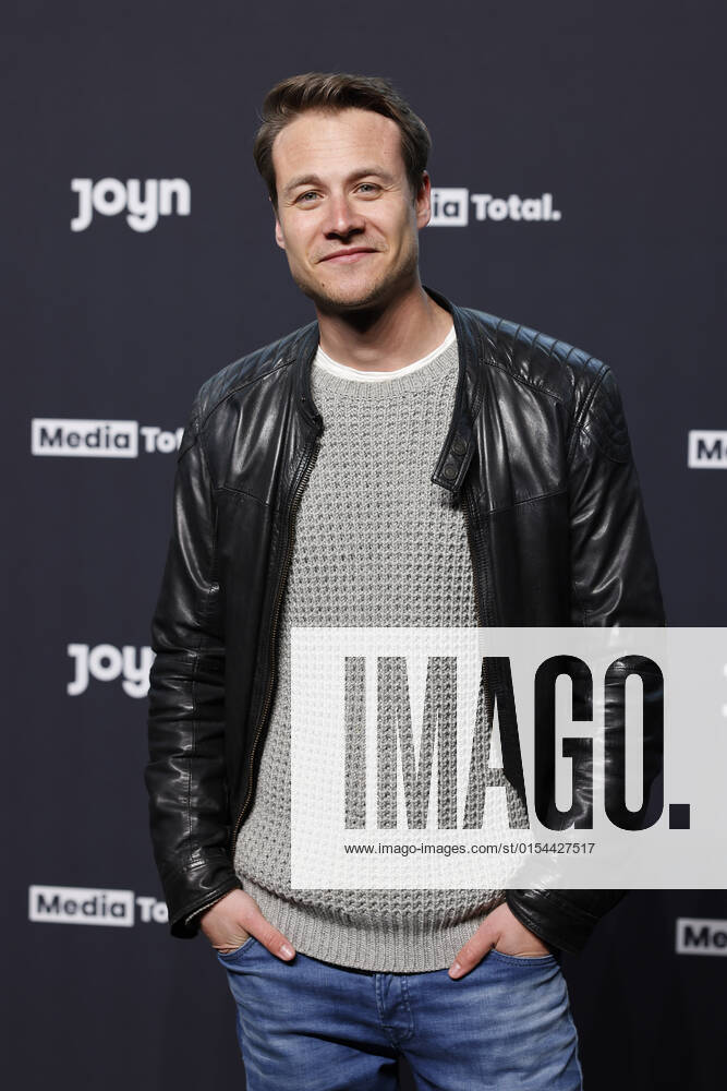 Schauspieler Max Felder beim Joyn Event The Great Fight Night in der Lanxess-Arena. Köln, 02.04.2022 NRW Deutschland