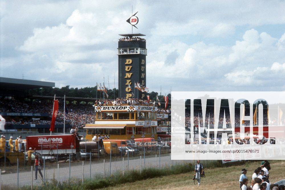 Großer Preis von Deutschland auf dem Hockenheimring: Dunlop-Turm