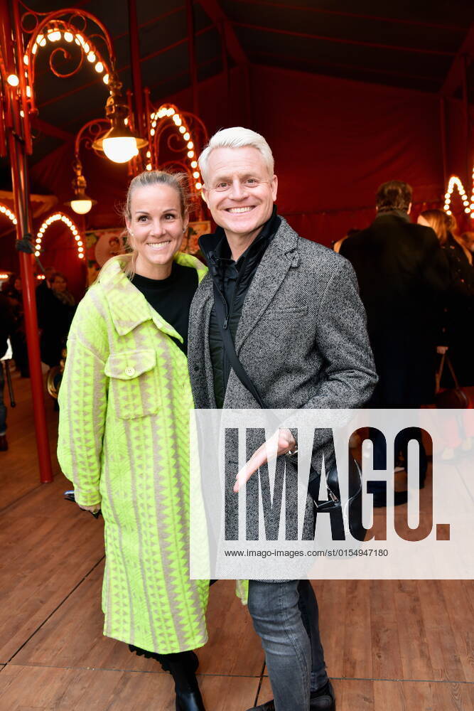 Moderator Guido Cantz und Ehefrau Kerstin Ricker: kommen zur Kölner Premiere des Circus Theater Roncalli