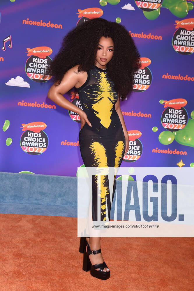 SANTA MONICA, CA - APRIL 9: Chloe Bailey at the 2022 Nickelodeon Kids Choice Awards at the Barker Hangar in Santa Monica, California on April 9, 2022.