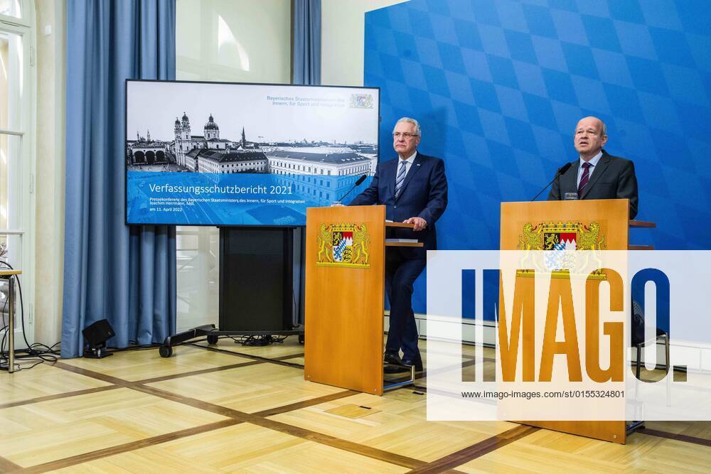 BURKHARD KOERNER (Burkhard Ko¶rner) Praesident of the Bavarian Verfassungsschutz with JOACHIM HERRMANN, Interior Minister of the State of Bavaria. The Bavarian Verfassungsschutz (Secret Service, Office for the Protection of the Constitution) released the 2021 report detailing threats to the state of Bavaria and the country. Over the past years, conspiracy theorists, new age and wellness extremists, right-extremists, and various enemies of democracy have taken a leading role against the German state and society, with imagery such as the August 2020 storming of the Reichstag and May 2020 3,000 Corona rebels demonstrating at Marienplatz in Munch associated with it. Numerous participants in that st - ZUMAb160 20220411_zbp_b160_027