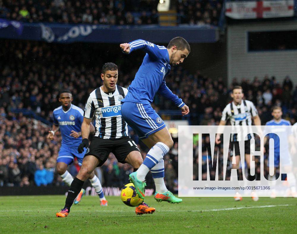 Chelsea s Eden Hazard flicks the ball Chelsea vs Newcastle United - Premier League - Stamford Bridge - London - England - 08 02 2014 - Pic David Klein Sportimage .