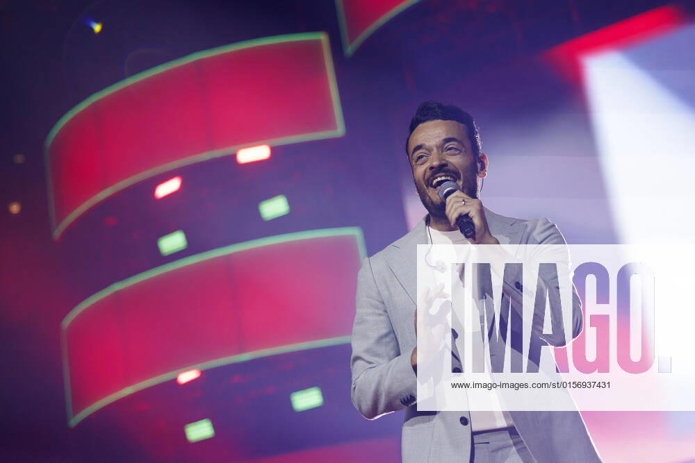 Sänger Giovanni Zarrella bei das große Schlagerfest XXL in der Lanxess-Arena. Köln, 23.04.2022 NRW Deutschland