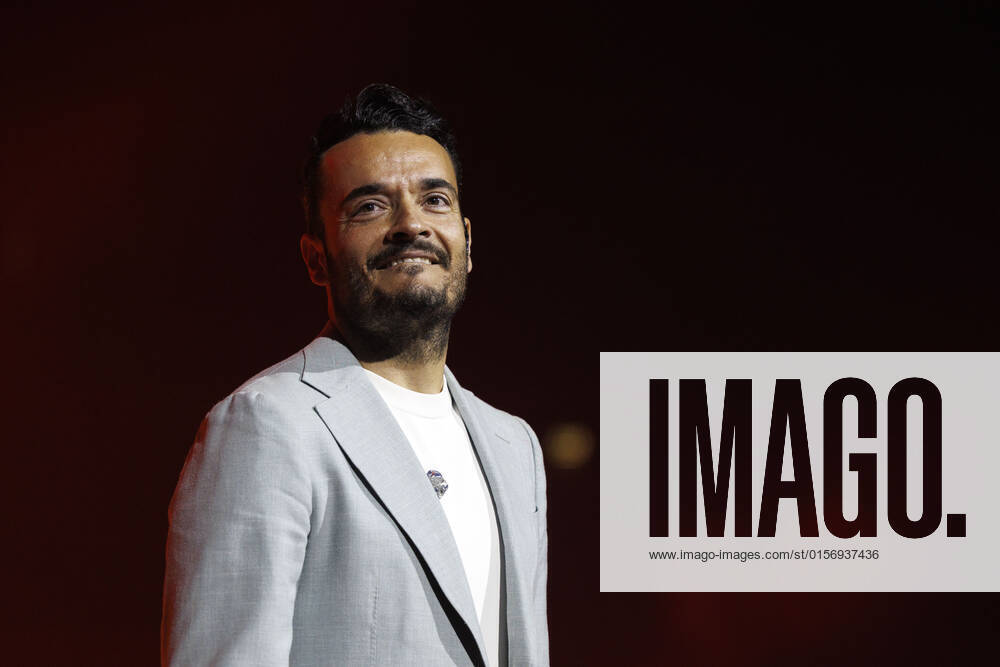 Sänger Giovanni Zarrella bei das große Schlagerfest XXL in der Lanxess-Arena. Köln, 23.04.2022 NRW Deutschland