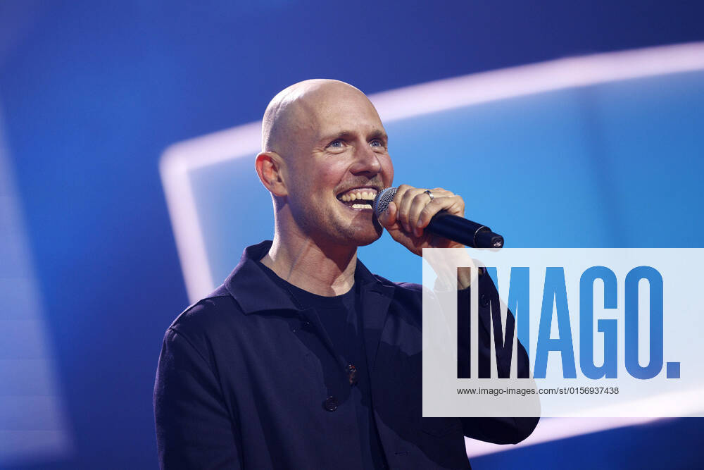 Sänger Oliver Petszokat (Oli P.) bei das große Schlagerfest XXL in der Lanxess-Arena. Köln, 23.04.2022 NRW Deutschland