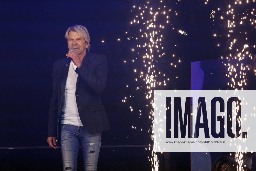 Popsänger Matthias Reim bei das große Schlagerfest XXL in der Lanxess-Arena. Köln, 23.04.2022 NRW Deutschland