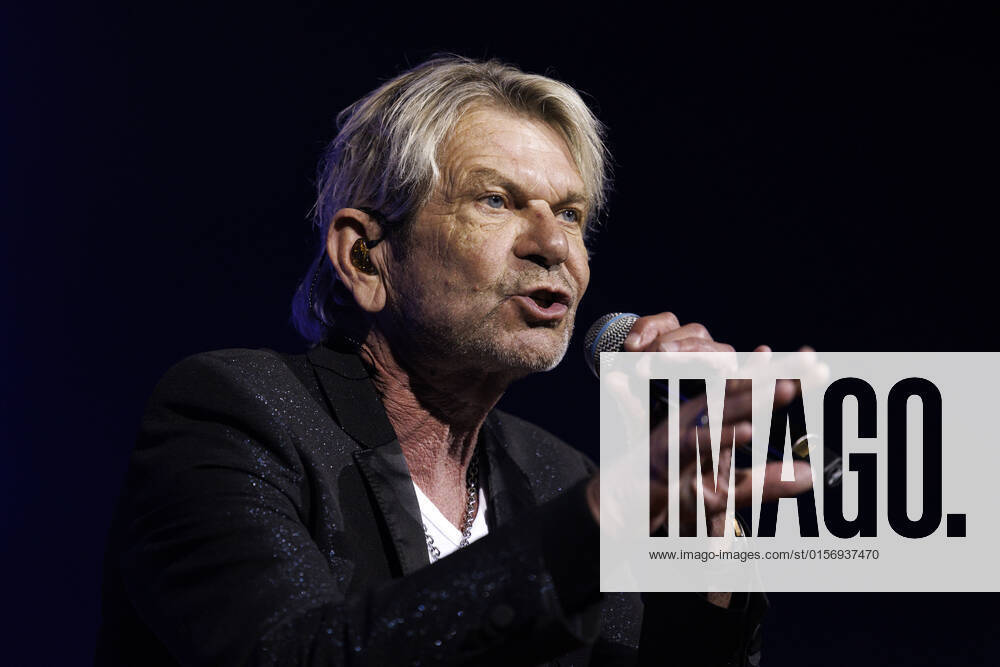 Popsänger Matthias Reim bei das große Schlagerfest XXL in der Lanxess-Arena. Köln, 23.04.2022 NRW Deutschland