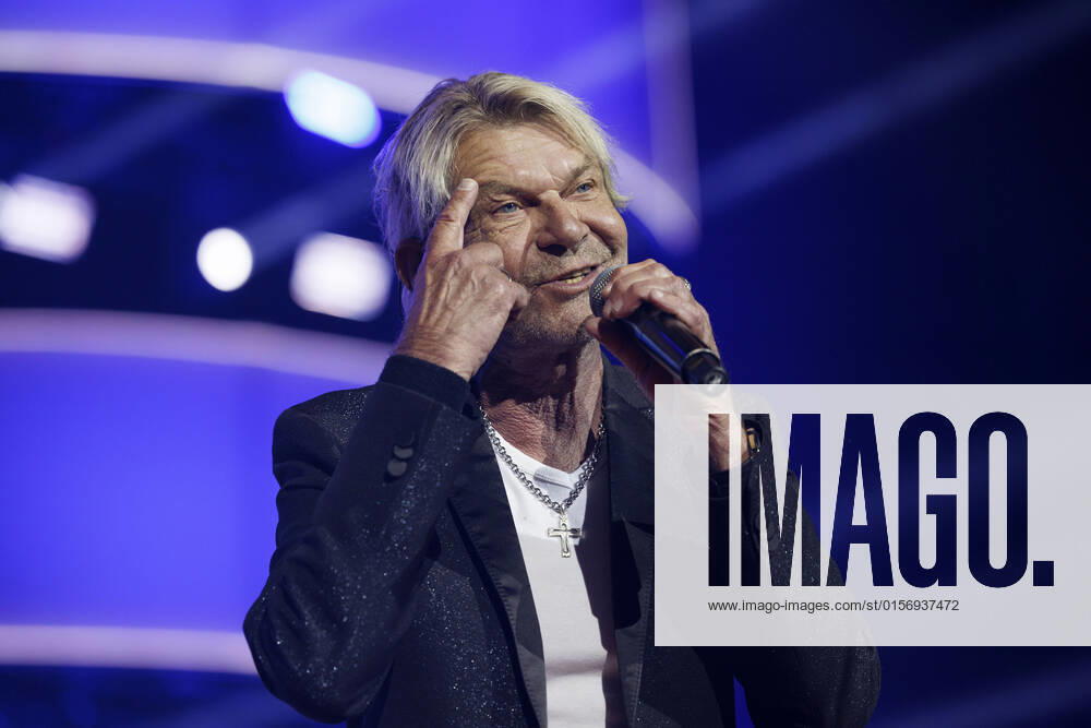 Popsänger Matthias Reim bei das große Schlagerfest XXL in der Lanxess-Arena. Köln, 23.04.2022 NRW Deutschland