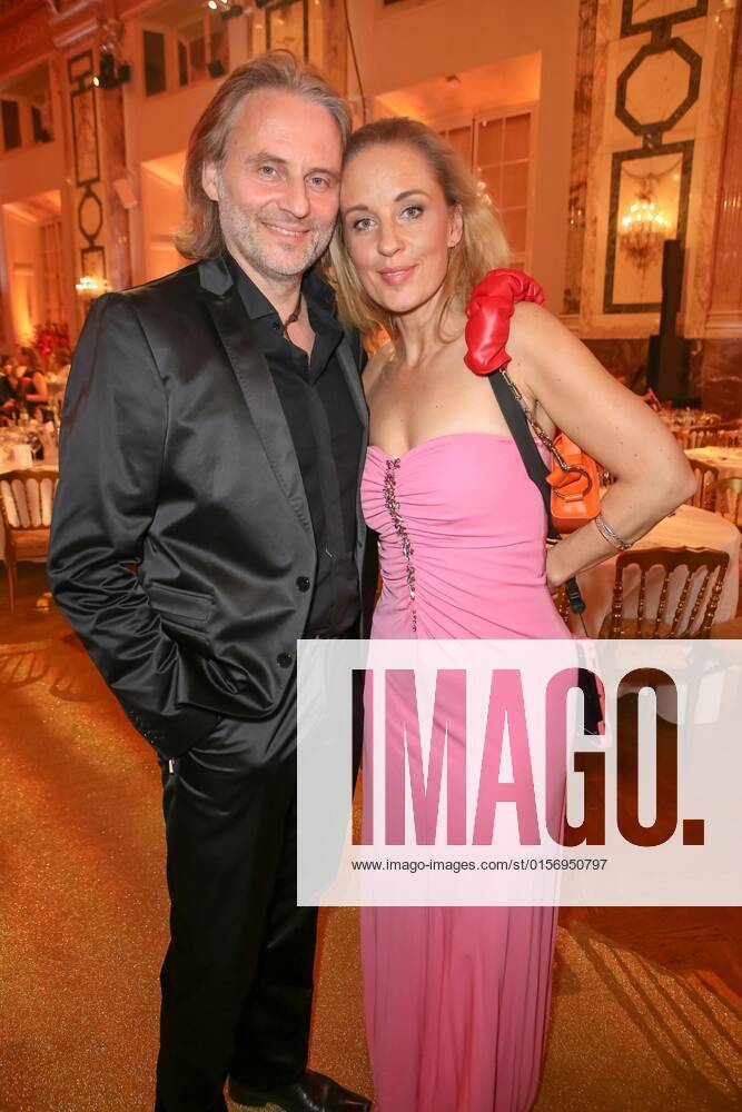 Wiener Hofburg, ROMY - Film- u. TV-Preis, Gala-Verleihung des Fernseh-Preises von ORF u. KURIER im Bild: Erich Altenkopf, Lilian Klebow, ROMY - Film- u. TV-Preis