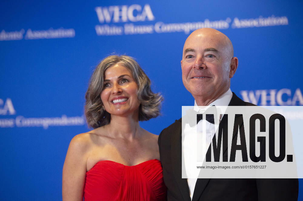Secretary of the U.S. Department of Homeland Security Alejandro Mayorkas and his wife, Tanya, arrive at the 2022 White House Correspondents Association Dinner at the Washington Hilton in Washington, DC on Saturday, April 30, 2022. The dinner is back this year for the first time since 2019. WAP20220430177 BONNIExCASH