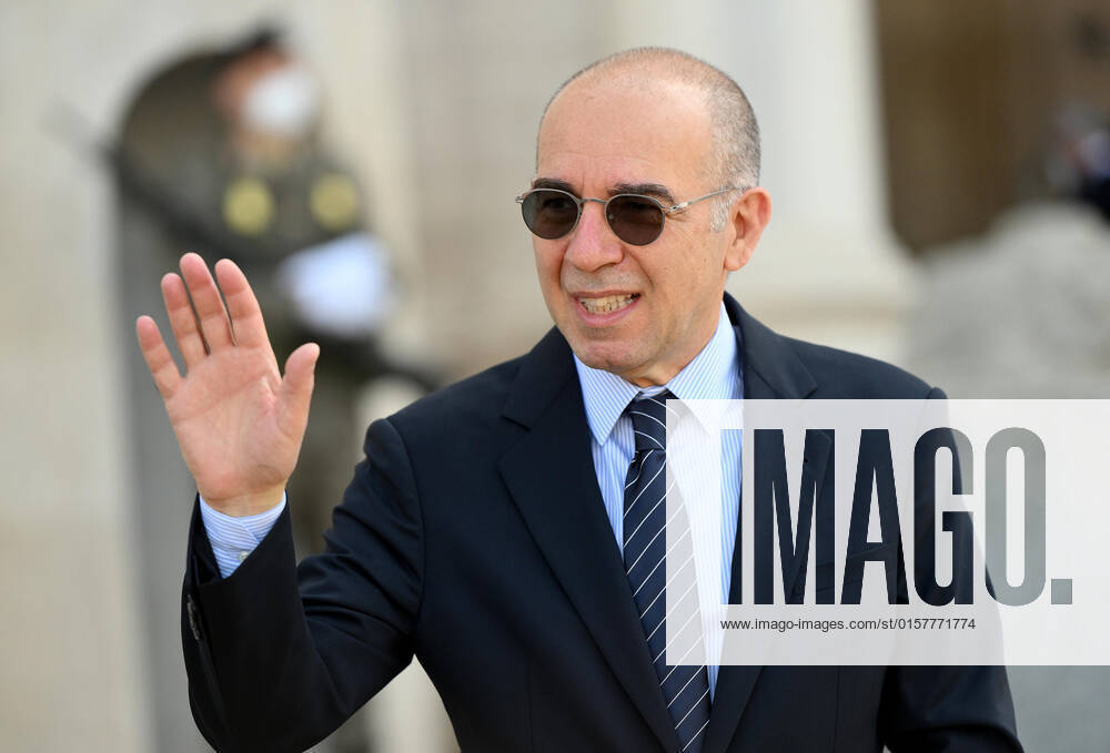 Italian filmmaker Giuseppe Tornatore arrives to the presentation of the David di Donatello Award 2022 at the Quirinale Palace in Rome, Italy, 02 May 2022. The David di Donatello award is a film prize presented annually to honor the best of Italian and foreign motion picture productions.ANSA ETTORE FERRARI Rome Italy - ZUMAa110 20220502_zaf_a110_013