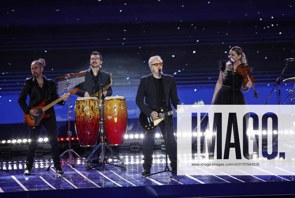 Verleihung des David di Donatello-Preises 2022 in Rom May 3, 2022, ROME, Italia: Italian singer Umberto Tozzi at Cinecitta studios perform during the 67th edition of the David di Donatello Awards, in Rome, Italy, 3 May 2022. ANSA GIUSEPPE LAMI ROME Italia - ZUMAa110 20220503_zaf_a110_012