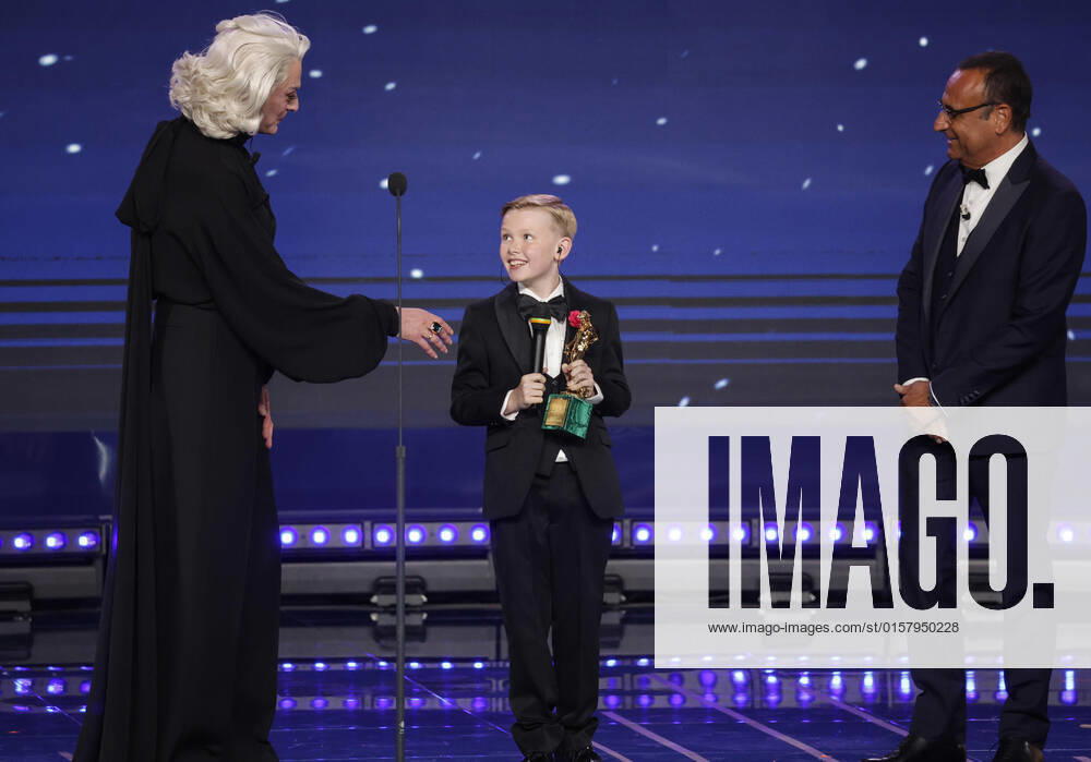 Verleihung des David di Donatello-Preises 2022 in Rom - Die Preisträger May 3, 2022, ROME, Italia: British actor Jude Hill at Cinecitta studios receives award for Best Foreign Film for Belfast during the 67th edition of the David di Donatello Awards, in Rome, Italy, 3 May 2022. ANSA GIUSEPPE LAMI ROME Italia - ZUMAa110 20220503_zaf_a110_014