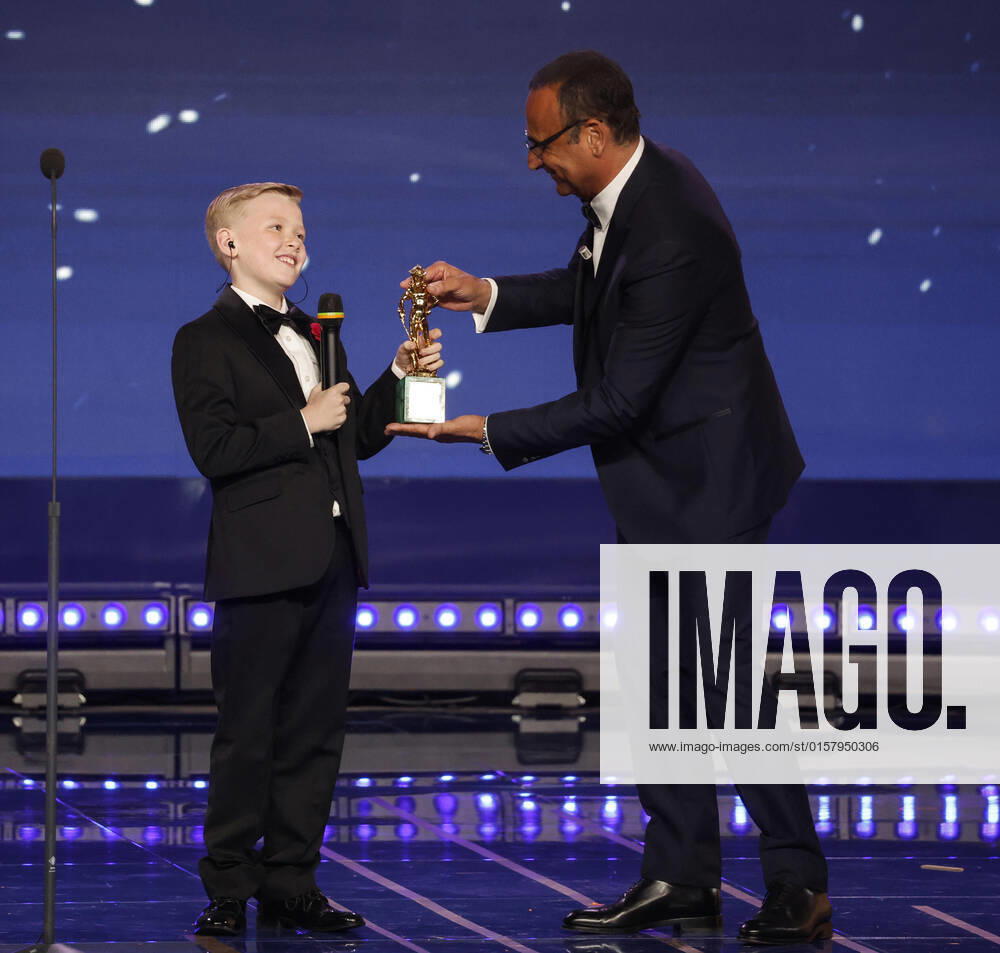 Verleihung des David di Donatello-Preises 2022 in Rom - Die Preisträger May 3, 2022, ROME, Italia: British actor Jude Hill at Cinecitta studios receives award for Best Foreign Film for Belfast during the 67th edition of the David di Donatello Awards, in Rome, Italy, 3 May 2022. ANSA GIUSEPPE LAMI ROME Italia - ZUMAa110 20220503_zaf_a110_015