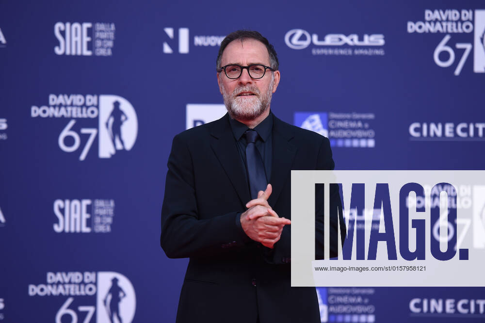 Verleihung des David di Donatello-Preises 2022 in Rom 67th David Di Donatello red carpet Valerio Mastandrea attends the 67th David Di Donatello red carpet on May 03, 2022 in Rome, Italy Massimo Insabato