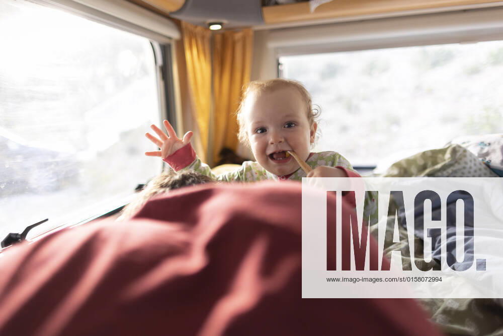 Thema: Camping, Wohnwagen Seget Vranjica Kroatien