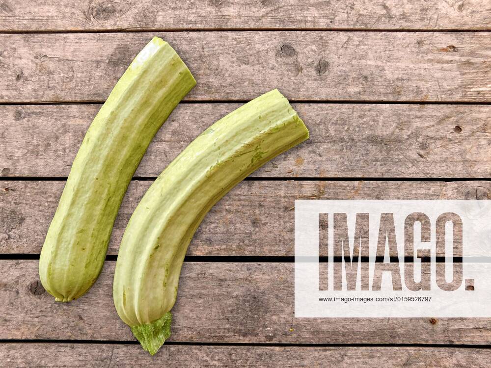Zucchini , 26230860.jpg, italian, vegan, eating, produce, raw, courgette, ingredient, top view, overhead, food, market, autumn, fresh, veggies, pumpkin, garden, farmer, background, healthy, wooden, green, harvest, summer, agriculture, eco, supermarket, local, vegetables, seasonal, bio, zucchini, rustic, squash, wood, diet, organic, table, farm, vegetarian, fall, farming, above, basket,