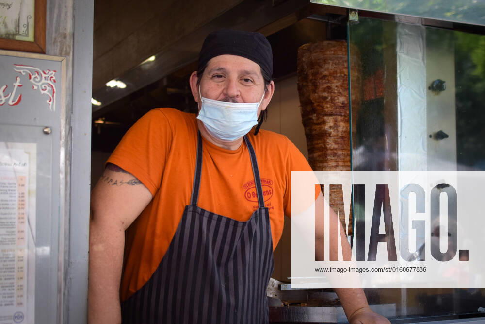 Greece: Popular street food Souvlaki prices soar under inflation A cook in a restaurant that serves the traditional street food Souvlaki stands for a picture, while the traditional Gyros Souvlaki can be seen on the right. The price of Greece s most popular street food soar, as inflation has increased to around 10.7 percent in May from 10.2 percent in April, reaching its highest level in 28 years. Athens Greece
