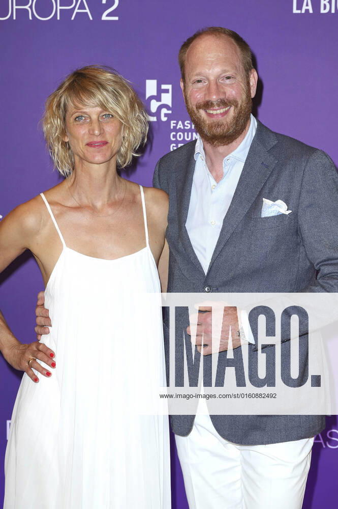 Johann von Bülow mit Ehefrau Katrin von Bülow bei der Fashion2Night mit den Fashion Shows von Odeeh und Fassbender mit ihren individuell für MS Europa 2 entworfenen Cruise Collections auf der MS Europa 2. Hamburg