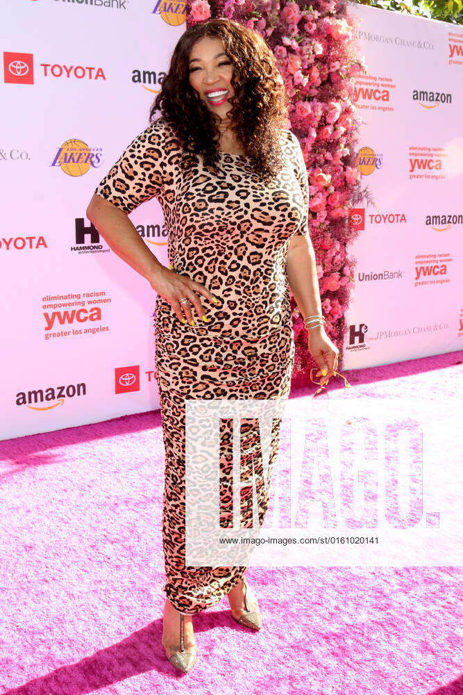 LOS ANGELES - JUN 14: Kym Whitley at the 2022 YWCA Greater Los Angeles Phenomenal Woman Awards at the You Tube Theater on June 14, 2022 in Los Angeles, CA