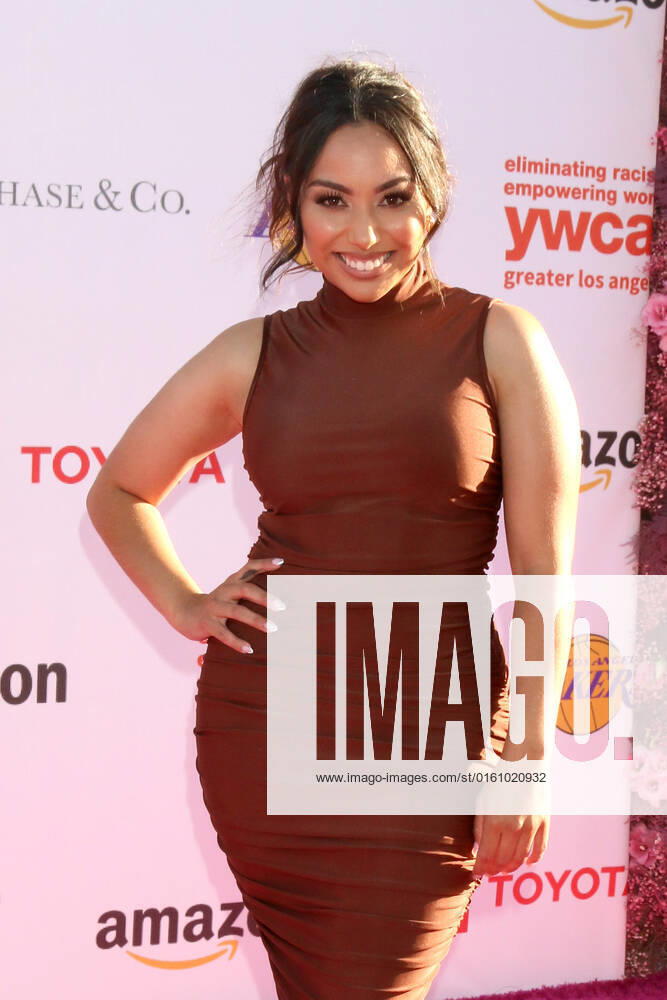 LOS ANGELES - JUN 14: Danielle Larracuente at the 2022 YWCA Greater Los Angeles Phenomenal Woman Awards at the You Tube Theater on June 14, 2022 in Los Angeles, CA Los Angeles USA - ZUMAnc22 20220614_zaa_nc22_085