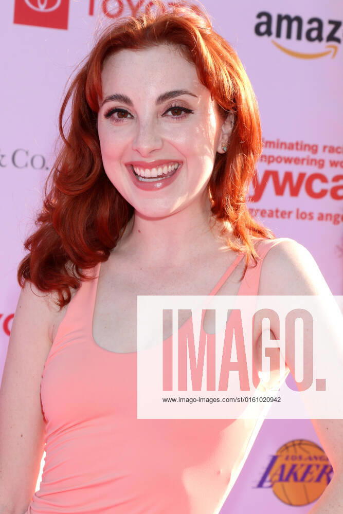 LOS ANGELES - JUN 14: Juliette Goglia at the 2022 YWCA Greater Los Angeles Phenomenal Woman Awards at the You Tube Theater on June 14, 2022 in Los Angeles, CA Los Angeles USA - ZUMAnc22 20220614_zaa_nc22_084