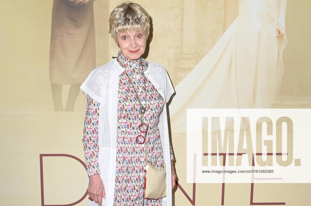 Milena Vukotic attends the red carpet of the premiere of the movie Dante at the Auditorium della Conciliazione. Rome Italy - ZUMAs197 20220616_zaa_s197_319