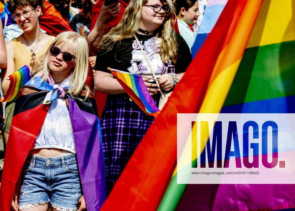 2022-06-18 11:44:37 ROTTERDAM - The Pride March traditionally moves through the city during Pink Saturday. This year s event will be held in Rotterdam with a march, information market and performances that reflect on the emancipation of the LGBTQ+ community. ANP ROBIN UTRECHT netherlands out - belgium out