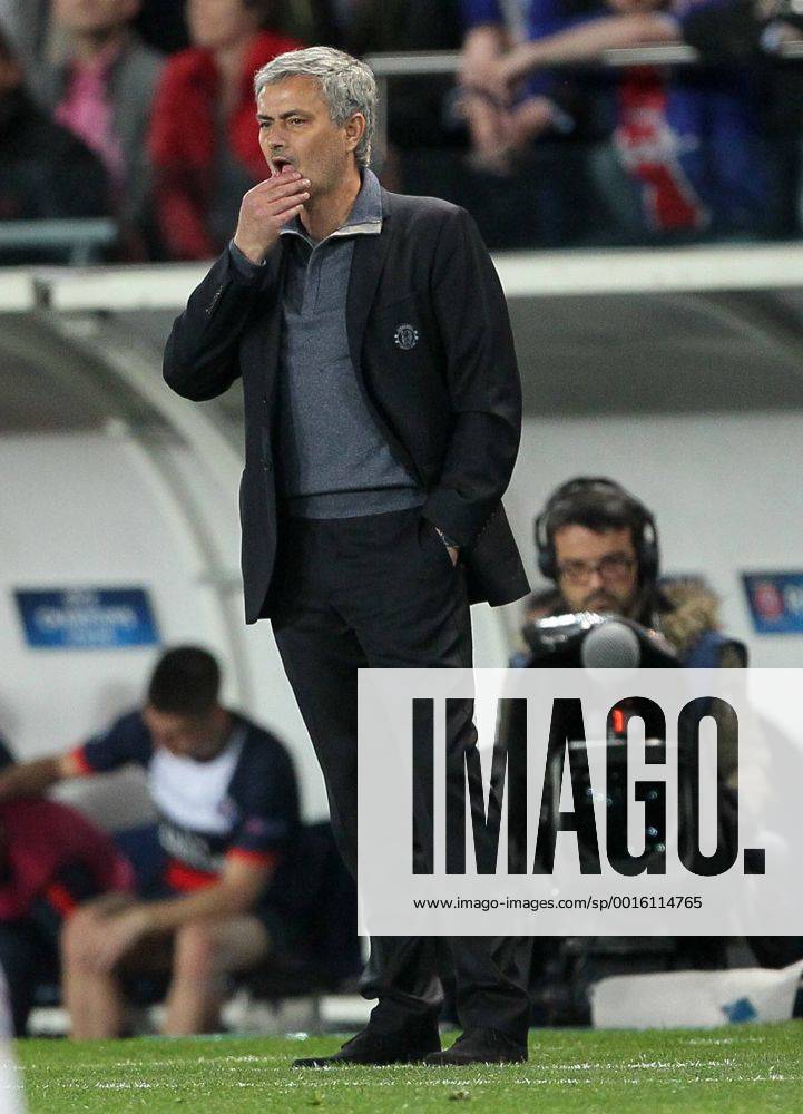 Chelsea s Jose Mourinho looks on dejected Paris Saint Germain vs Chelsea - Champions League - Parc Des Princes- Paris - France - - Pic DavidKlein Sportimage .