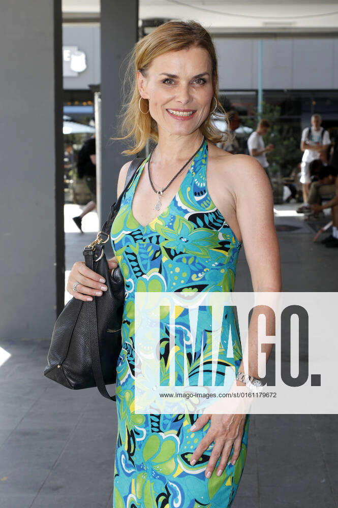 Andrea Lüdke beim Lola Festival 2022 - Countdown zum Deutschen Filmpreis 2022 im Haus Ungarn. Berlin
