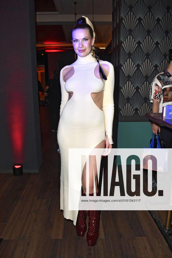 Zsa Zsa Inci Bürkle bei der Verleihung der Bunte New Faces Awards Film 2022 im Delphi Filmpalast. Berlin