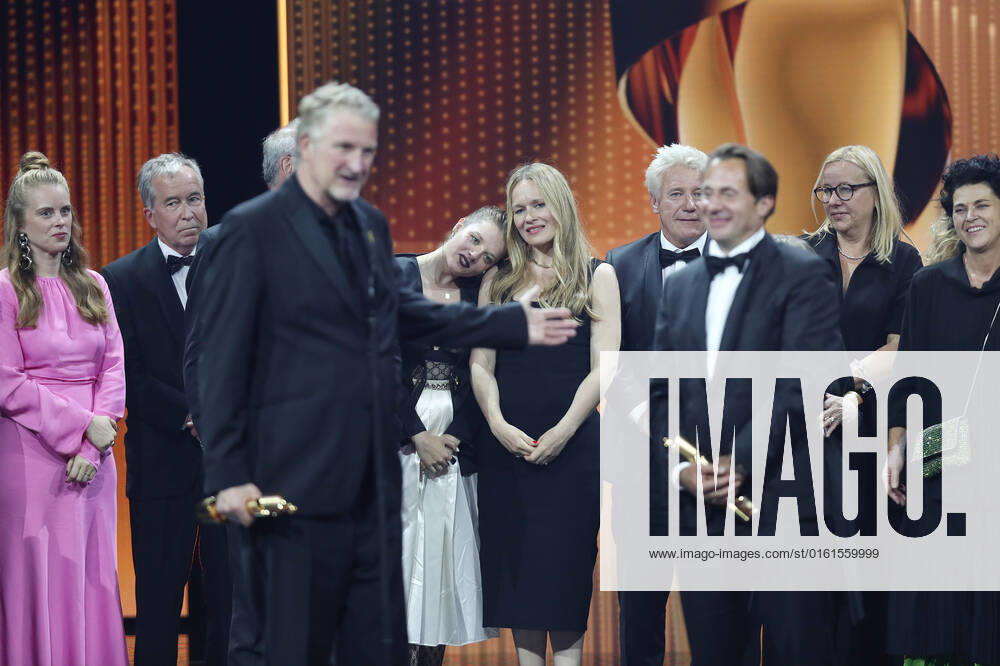 Deutscher Filmpreis 2022 Preisträger:in BESTER SPIELFILM GOLD LIEBER THOMAS bei der Verleihung der Lola - Deutscher Filmpreis 2022 im Palais am Funkturm in Berlin 24.06.2022