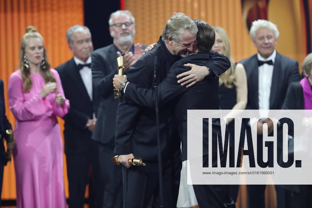 Deutscher Filmpreis 2022 Preisträger:in BESTER SPIELFILM GOLD LIEBER THOMAS bei der Verleihung der Lola - Deutscher Filmpreis 2022 im Palais am Funkturm in Berlin 24.06.2022
