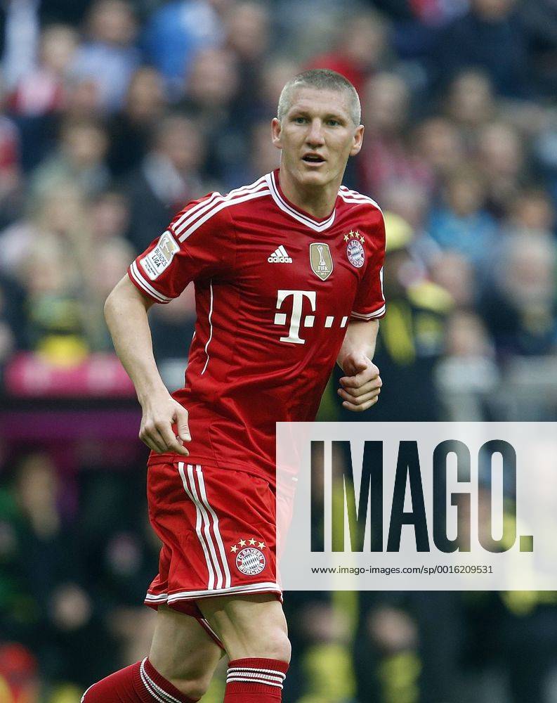 Bastian Schweinsteiger (Bayern) . FC Bayern München-Borussia Dortmund . München, GER, 12.04.2014 , 30. Spieltag, Fussball-Bundesliga 2013-2014 .