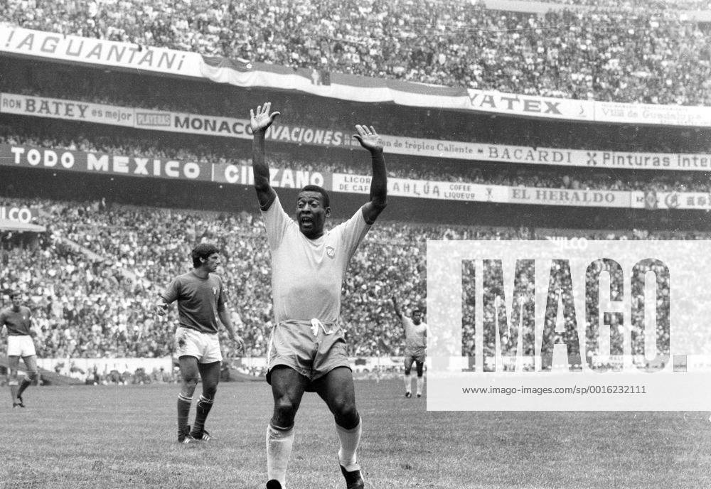 Fussball Weltmeisterschaft 1970: Finale: Brasilien-Italien(4:1) 21.06.1970. Torschütze Pele (Bras.) jubelt nach dem 1:0. HM