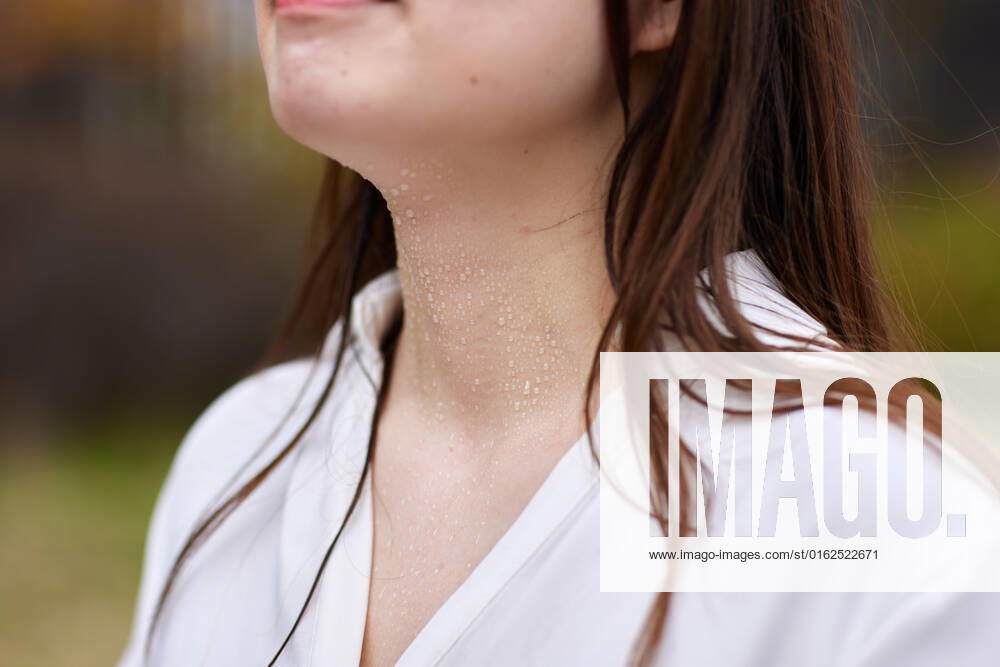 Sweat and hot Japanese woman AFLO186736382 , 186736382.jpg, ,model released, Symbolfoto