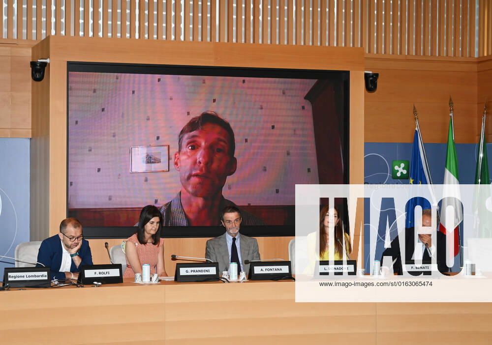 Milan, Italy Wine Media Conference world review dedicated to the communication of wine in Lombardy attended by Attilio Fontana President of the Lombardy Region, Councilor Rolfi of the Lombardy Region together with the president of Ascovilo Giovanna Prandini and the journalist and author Laura Donadoni, in video link from the United States Allan Wright president of the Wine Media Conference. The event will take place in Desenzano del Garda from 27 September to 3 October 2022 In the picture: Allan Wright president of Wine Media Conference in video link