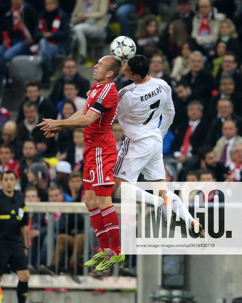 München, Fussball Männer, UEFA Champions League, Saison 2013 2014, Halbfinale Rückspiel, FC Bayern München vs Real Madrid CF 29.04.2014, München Arena München Arjen Robben, FC Bayern München, Cristiano Ronaldo, REal Madrid, Aktion,