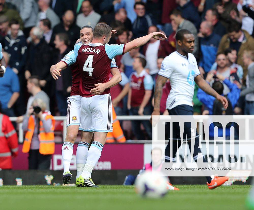 West Ham s Andy Carroll celebrates scoring his sides opening goal West Ham United vs Tottenham Hotspur - Barclays Premier League - Upton Park - London - UK - 03 05 2014 - Pic David Klein Sportimage .