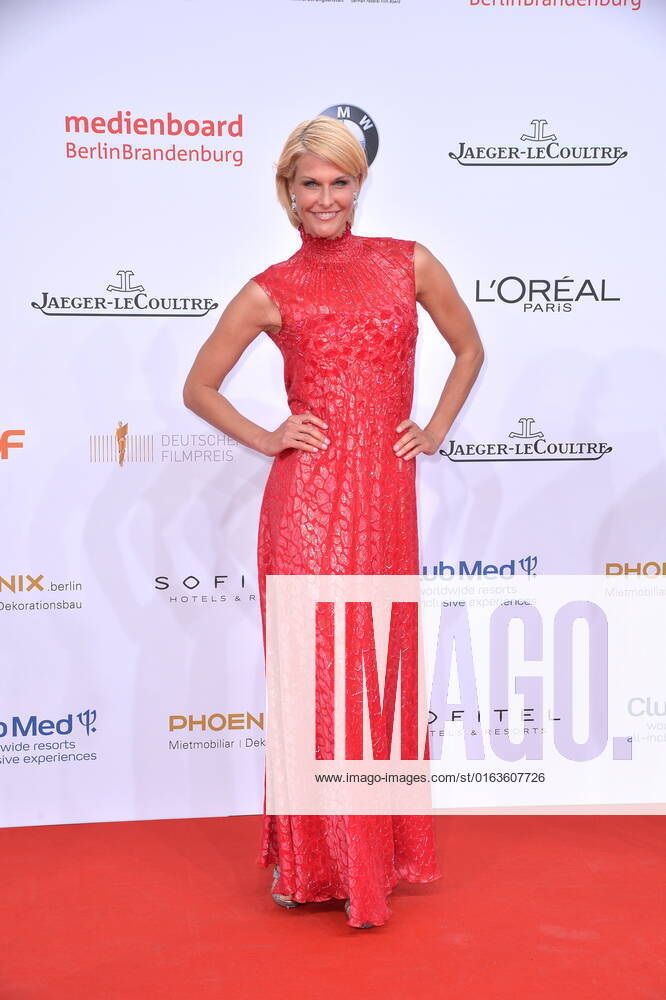 Verleihung des DEUTSCHEN FILMPREISES Natascha Berg bei der Ankunft zu der Verleihung des DEUTSCHEN FILMPREISES (Lola) im Palais am Funkturm in Berlin. Berlin