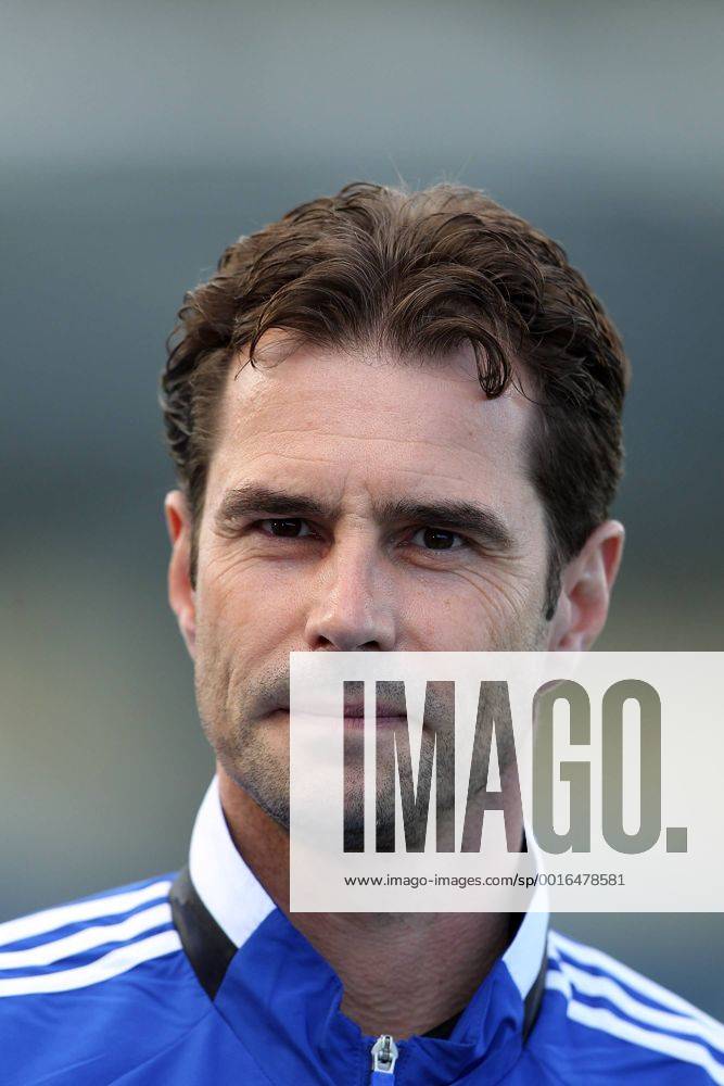 Fussball, Frauen Champions-League, Tyresö FF - VfL Wolfsburg, v.li.: Trainer Ralf Kellermann (VfL Wolfsburg) Portrait Einzelbild vor dem Spiel