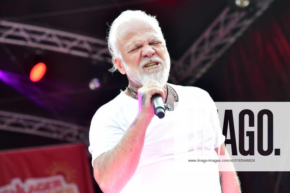 8.ten schlagerHammer 2022 Nino de Angelo beim 8 Schlager Hammer, Austragungsort in ORANIENBURG an der Orangerie Berlin 13.08.2022