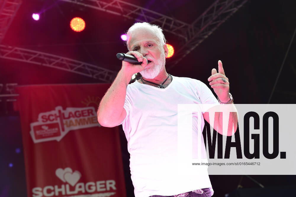 8.ten schlagerHammer 2022 Nino de Angelo beim 8 Schlager Hammer, Austragungsort in ORANIENBURG an der Orangerie Berlin 13.08.2022