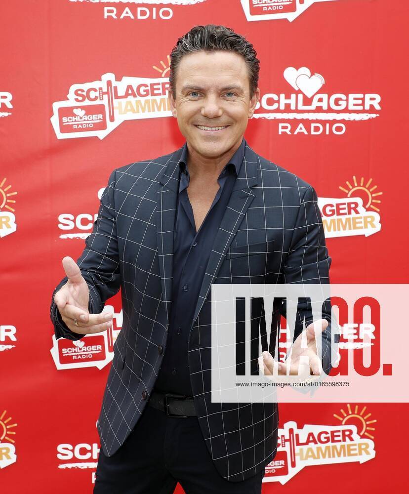 Stefan Mross bei der Schlager Radio Schlager Hammer Tour 2022 in Oranienburg.