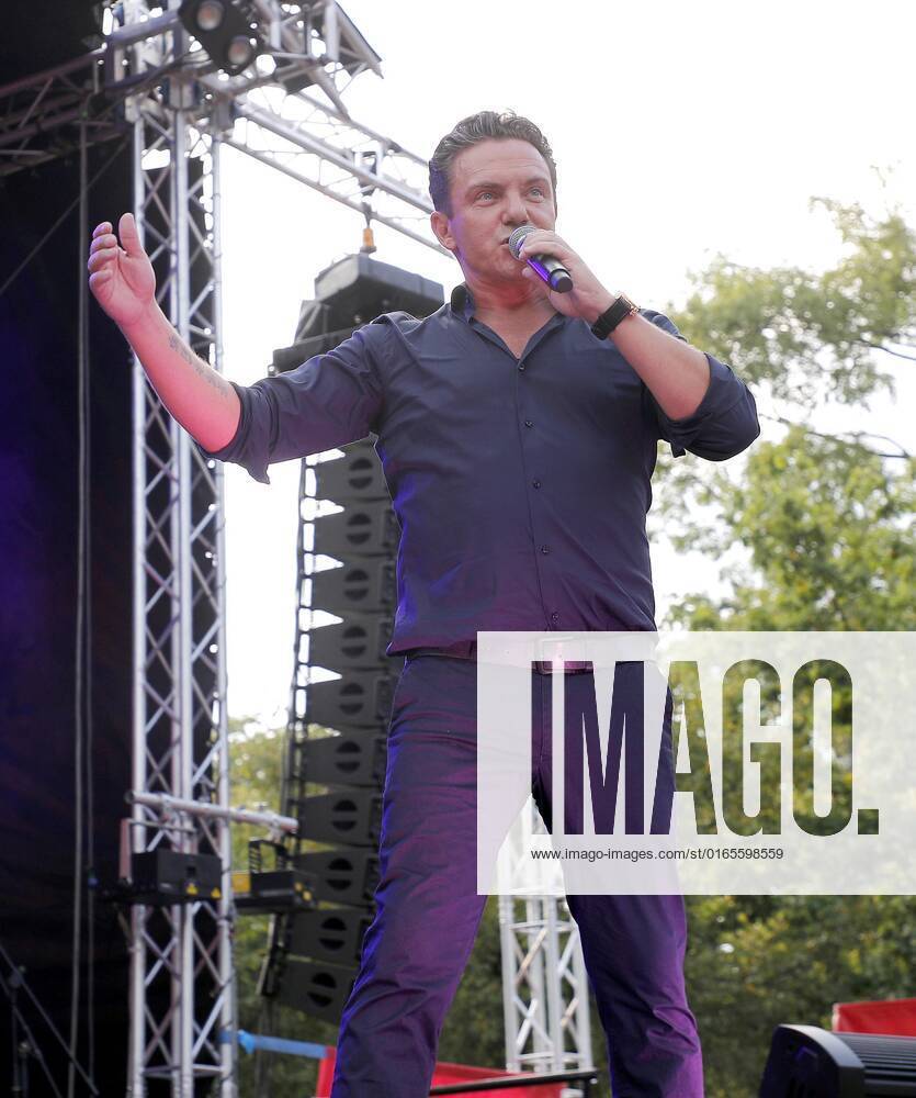 Stefan Mross bei der Schlager Radio Schlager Hammer Tour 2022 in Oranienburg.