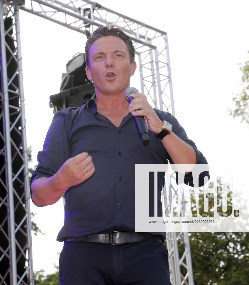 Stefan Mross bei der Schlager Radio Schlager Hammer Tour 2022 in Oranienburg.