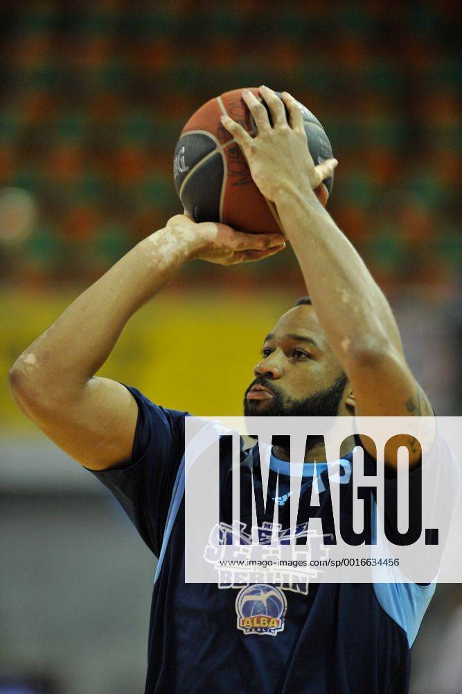 Reggie Redding (Alba Berlin), Portrait, Aktion, FC Bayern München Basketball vs Alba Berlin, 3. Playoff-Finale Basketball Bundesliga Saison 2013 2014, Beko BBL,15.06.14